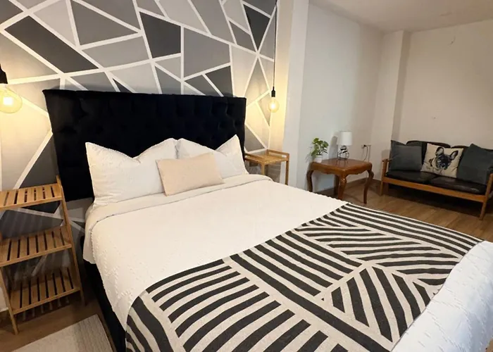 Blacky And (adults Only) Hostel Cusco